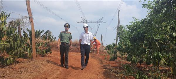 Đảm bảo an ninh, an toàn hệ thống truyền tải điện  trên địa bàn tỉnh Đắk Lắk trong dịp Lễ 30/4 và 01/5/2024