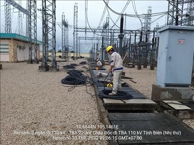 Công ty Truyền tải điện 4 đóng điện thành công 02 ngăn lộ 110kV tại trạm 220kV Châu Đốc