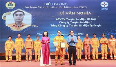 Tự hào người lao động Truyền tải điện Hà Nội: Lê Văn Nghĩa – Gương mặt an toàn vệ sinh viên giỏi cấp EVN năm 2025
