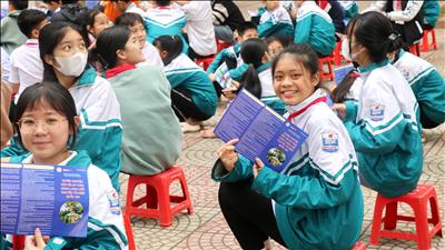 Tuyên truyền bảo vệ hành lang an toàn lưới điện cho hơn 600 học sinh tại Thanh Hóa