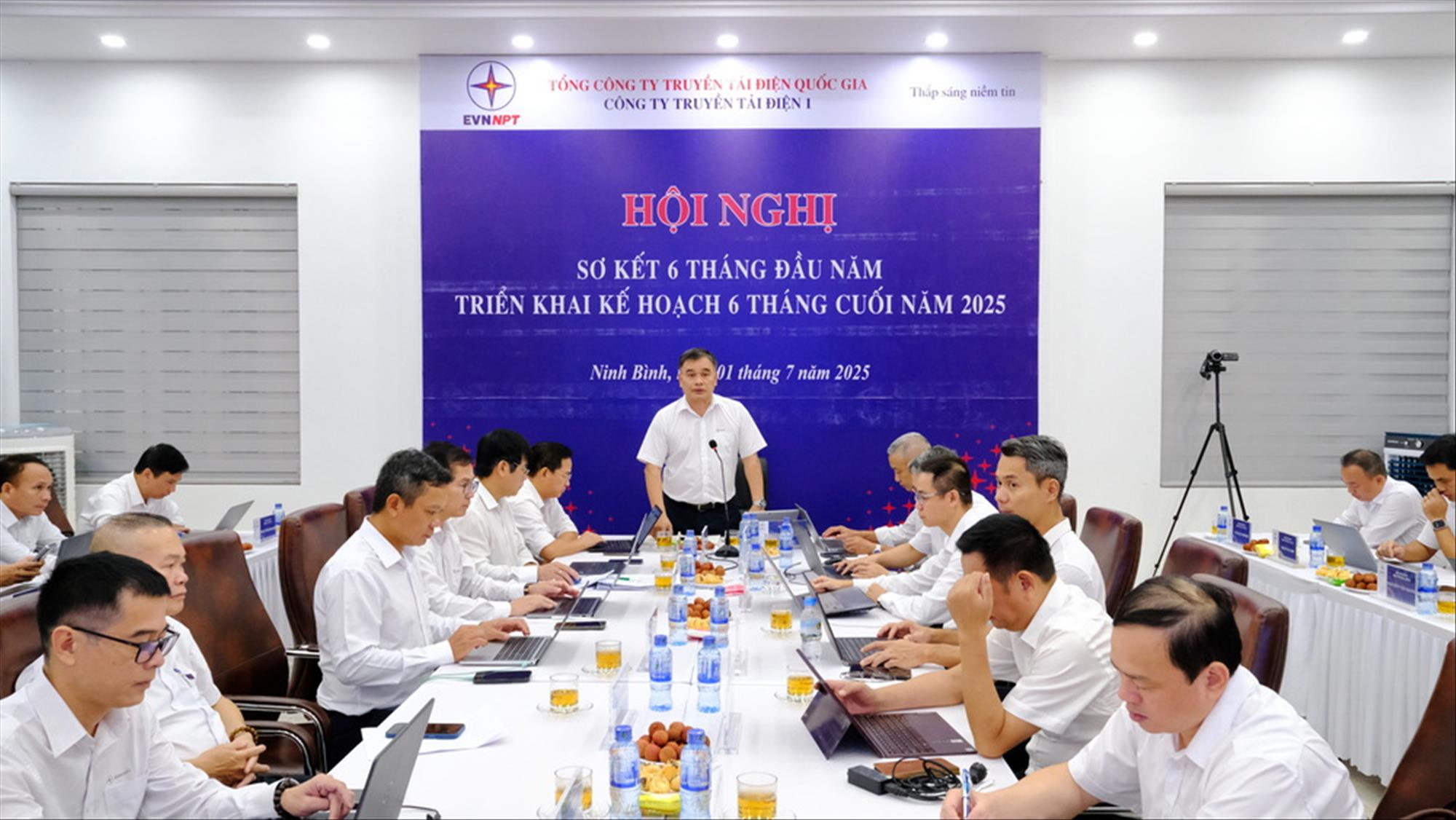 Công ty Truyền tải điện 1: Vượt khó, đảm bảo vận hành an toàn lưới điện trong 6 tháng đầu năm, sẵn sàng cho các nhiệm vụ cuối năm 2025