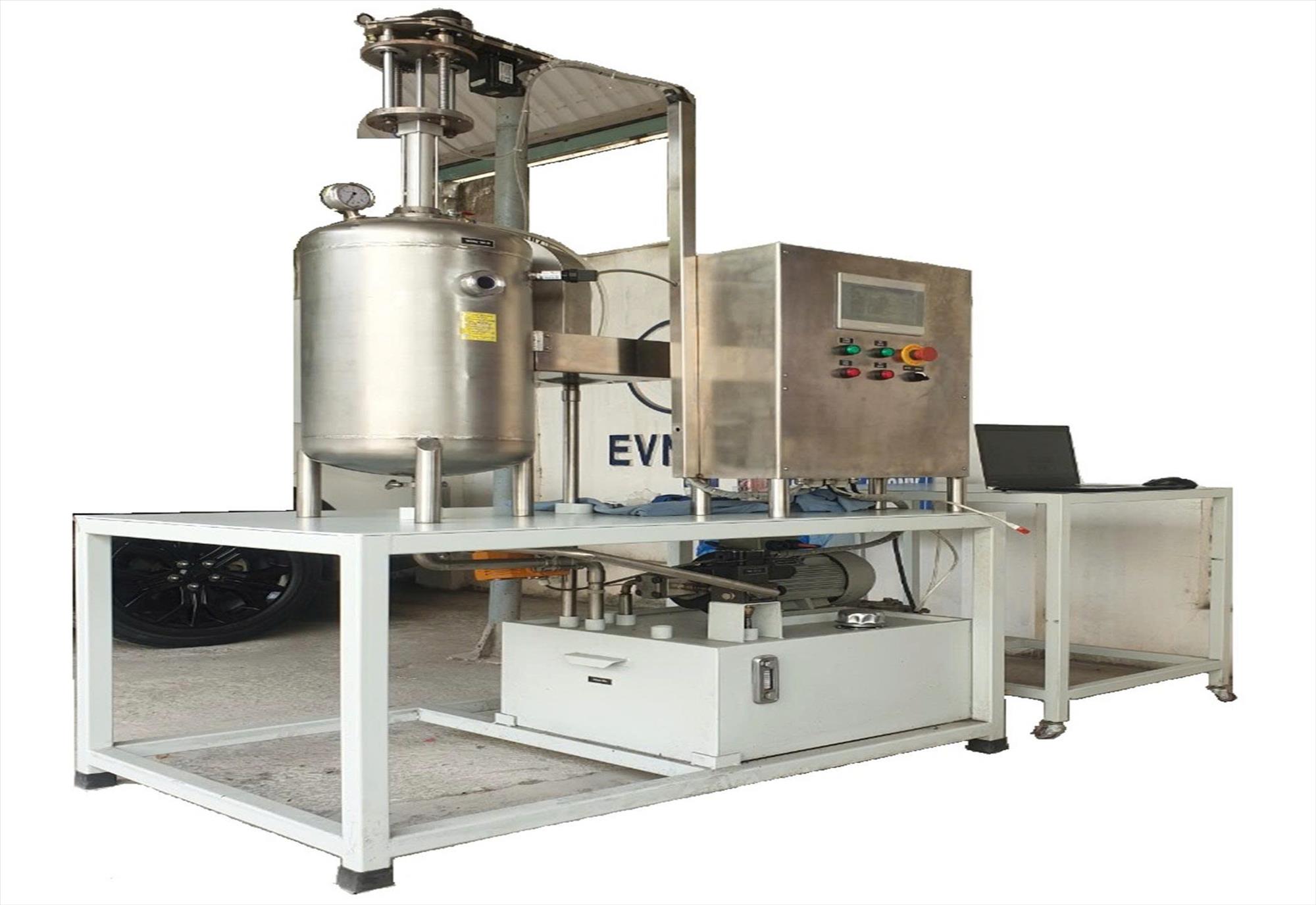 Tự chủ công nghệ lõi: Hợp bộ thí nghiệm Rơ - le nội bộ “Made in Việt Nam” đảm bảo an toàn lưới điện Quốc gia