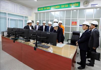 Đoàn kiểm tra EVN ghi nhận công tác đảm bảo vận hành điện Tết Bính Ngọ 2026 tại TBA 220kV Thành Công