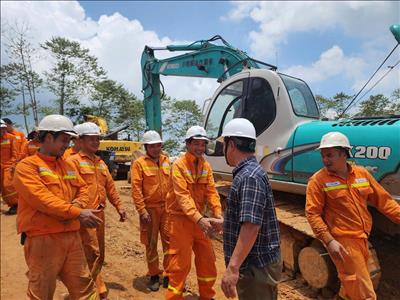 Đảng ủy PTC1 sát cánh, động viên tinh thần người lao động trên công trường dự án đường dây 500kV Lào Cai – Vĩnh Yên