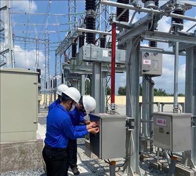 PTC4 sôi nổi thi đua lập thành tích chào mừng 18 năm thành lập EVNNPT