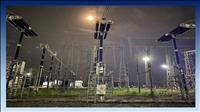 Vượt nắng nóng, xuyên đêm thi công sửa chữa máy cắt tại TBA 500kV Quảng Ninh