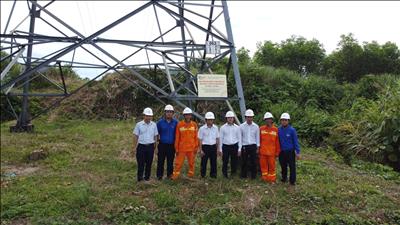 Truyền tải điện Quảng Nam hoàn thành công trình tiêu biểu chào mừng kỷ niệm 15 năm thành lập EVNNPT