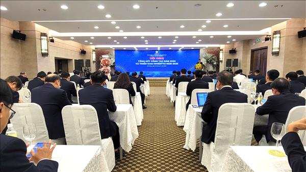 Công ty Truyền tải điện 2: Vận hành an toàn hệ thống truyền tải điện khu vực miền Trung.