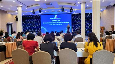 EVNNPT đào tạo công tác tài chính kế toán về thuế và quyết toán công trình đầu tư xây dựng.