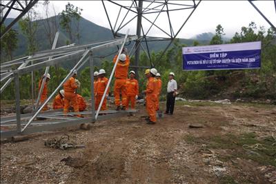 Truyền tải điện Quảng Trị chủ động triển khai công tác phòng, chống cháy rừng đảm bảo vận hành lưới điện truyền tải trong mùa khô 2026