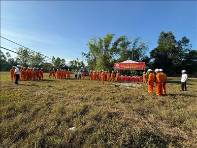 Công ty Truyền tải điện 2 diễn tập phòng, chống thiên tai, tìm kiếm cứu nạn và phòng thủ dân sự năm 2026