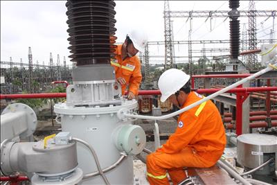 Công ty Truyền tải điện 2 đảm bảo cấp điện dịp Giỗ Tổ Hùng Vương, ngày Chiến thắng 30/4 và Quốc tế Lao động 1/5