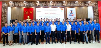 Đoàn Thanh niên PTC1 đào tạo nghiệp vụ công tác đoàn trong việc truyền thông quảng bá hình ảnh của EVNNPT