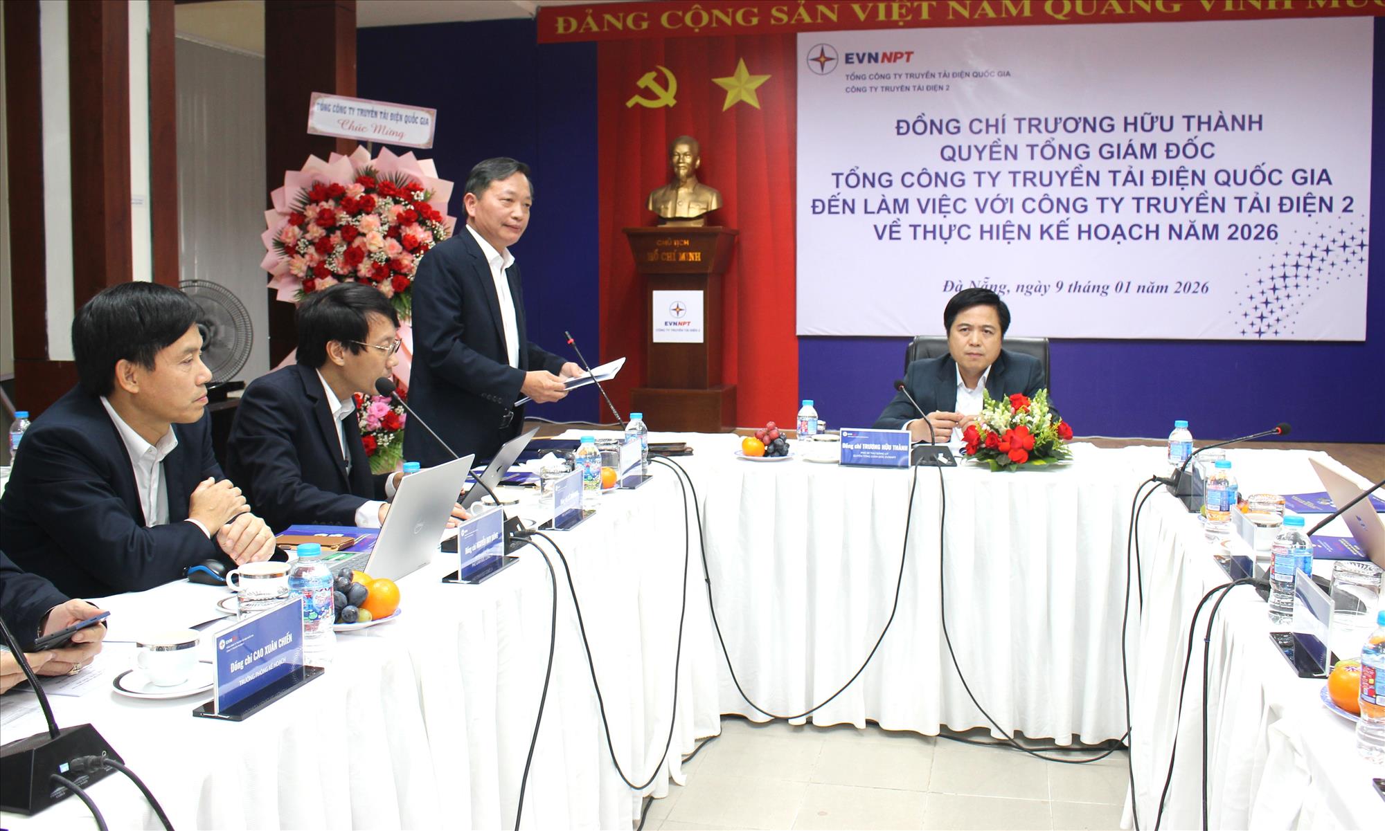 Tổng Giám đốc EVNNPT làm việc với PTC2 về thực hiện kế hoạch sản xuất kinh doanh và đầu tư xây dựng năm 2026