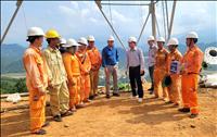 Công ty Truyền tải điện 2 thăm hỏi động viên người lao động tham gia thi công Dự án đường dây 500kV Lào Cai – Vĩnh Yên
