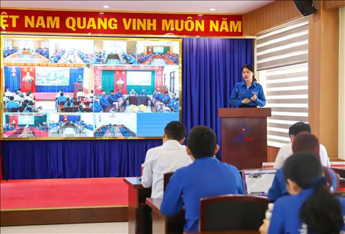 Ban thường vụ Đảng ủy PTC3 đối thoại với hơn 200 đoàn viên thanh niên