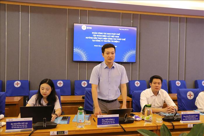 Tăng cường hướng dẫn, tháo gỡ vướng mắc trong công tác pháp chế tại Công ty Truyền tải điện 3