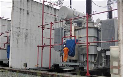 Công ty Truyền tải điện 2 triển khai các biện pháp ứng phó bão số 10 (BUALOI)