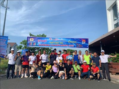Công đoàn Trung tâm Dịch vụ kỹ thuật 2 phát động phong trào phát huy sáng kiến và giải chạy bộ năm 2025