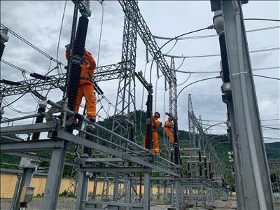 Hoàn thành sửa chữa bảo dưỡng thiết bị tại TBA 500kV Thạnh Mỹ 