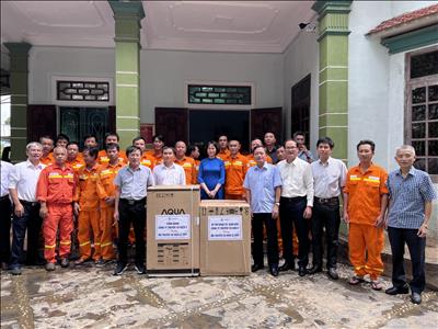 Công đoàn Công ty Truyền tải điện 2 triển khai hiệu quả các Nghị quyết của Đảng 