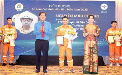 Bài 4: Người “gác an toàn” tại Trạm biến áp 500kV Quảng Trạch