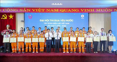 Đại hội Thi đua yêu nước EVN lần thứ V (2025-2030): Tổng công ty Truyền tải điện Quốc gia có 5 cá nhân được vinh danh