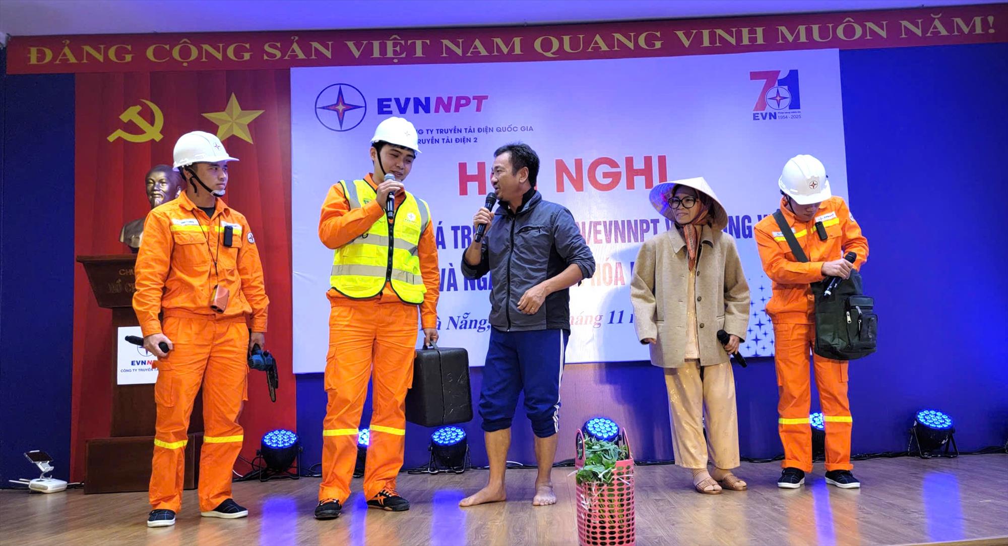 Công ty Truyền tải điện 2 tổ chức hội nghị áp dụng giá trị cốt lõi vào công việc và Ngày hội văn hóa EVNNPT năm 2025