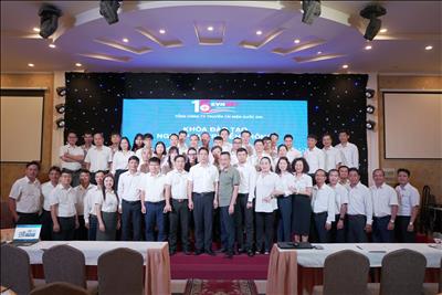 EVNNPT đào tạo, nâng cao kiến thức sản xuất tác phẩm truyền thông bằng điện thoại di động