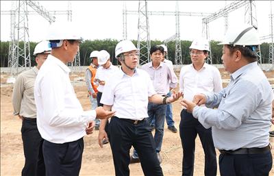 Tổng giám đốc EVNNPT kiểm tra tiến độ 2 dự án truyền tải điện cấp bách tại TP.HCM và Đồng Nai