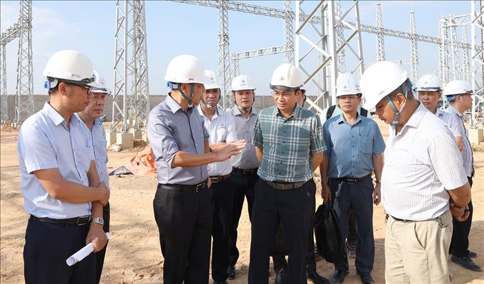 Chủ tịch HĐTV EVN Đặng Hoàng An kiểm tra tiến độ Dự án Trạm biến áp 220kV Yên Dũng và đường dây đấu nối