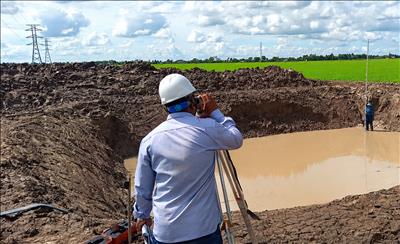 Cà Mau chỉ đạo đẩy nhanh tiến độ các công trình lưới điện trên địa bàn