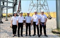 Công đoàn EVNNPT động viên người lao động đang nỗ lực đẩy nhanh tiến độ Dự án lắp máy 2 Trạm biến áp 500kV Tây Hà Nội