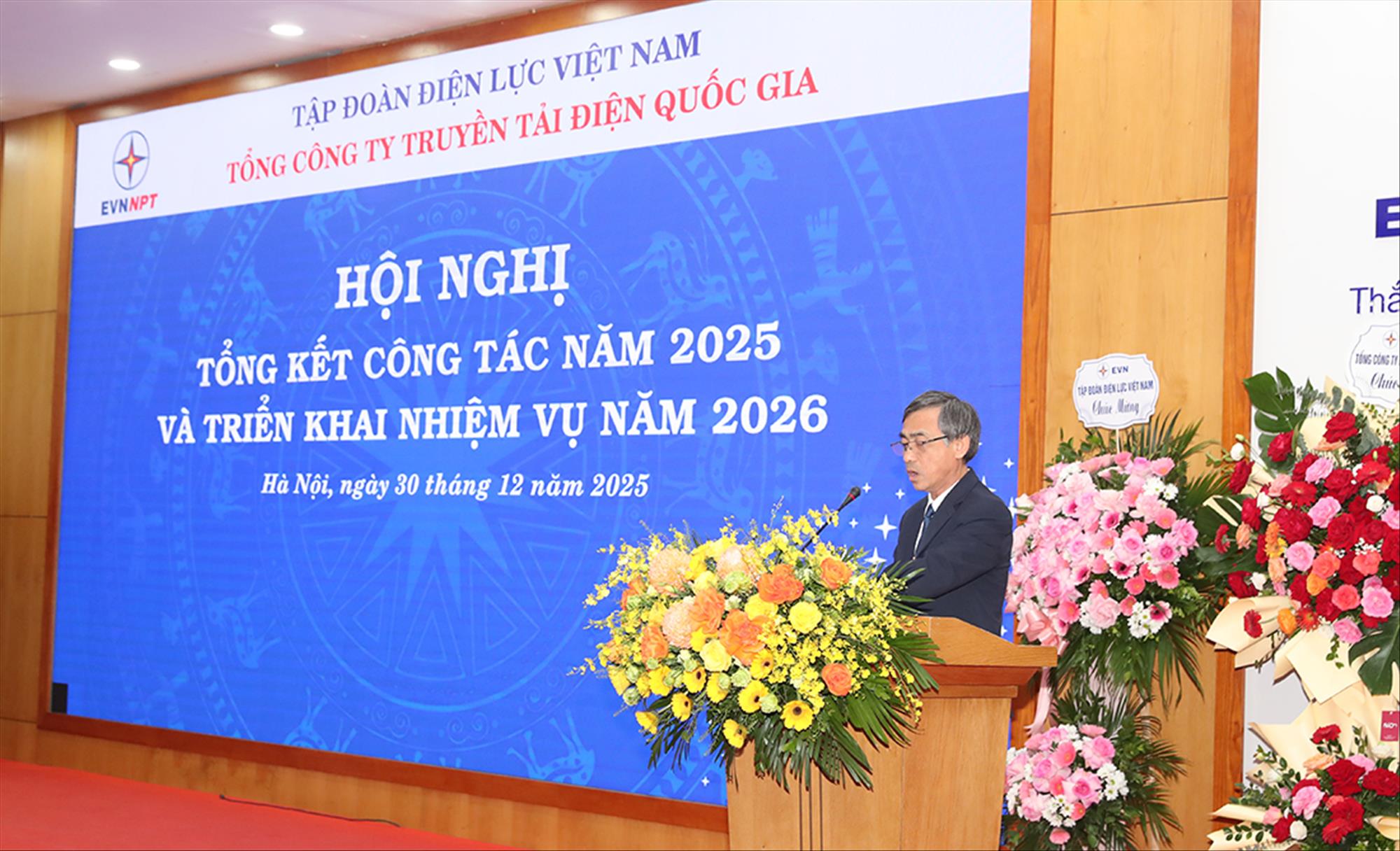 Công đoàn EVNNPT phát động phong trào thi đua thực hiện thắng lợi nhiệm vụ năm 2026