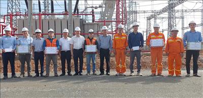 Công đoàn EVNNPT động viên người lao động thi công Dự án Trạm biến áp 220kV Vũng Áng và đấu nối