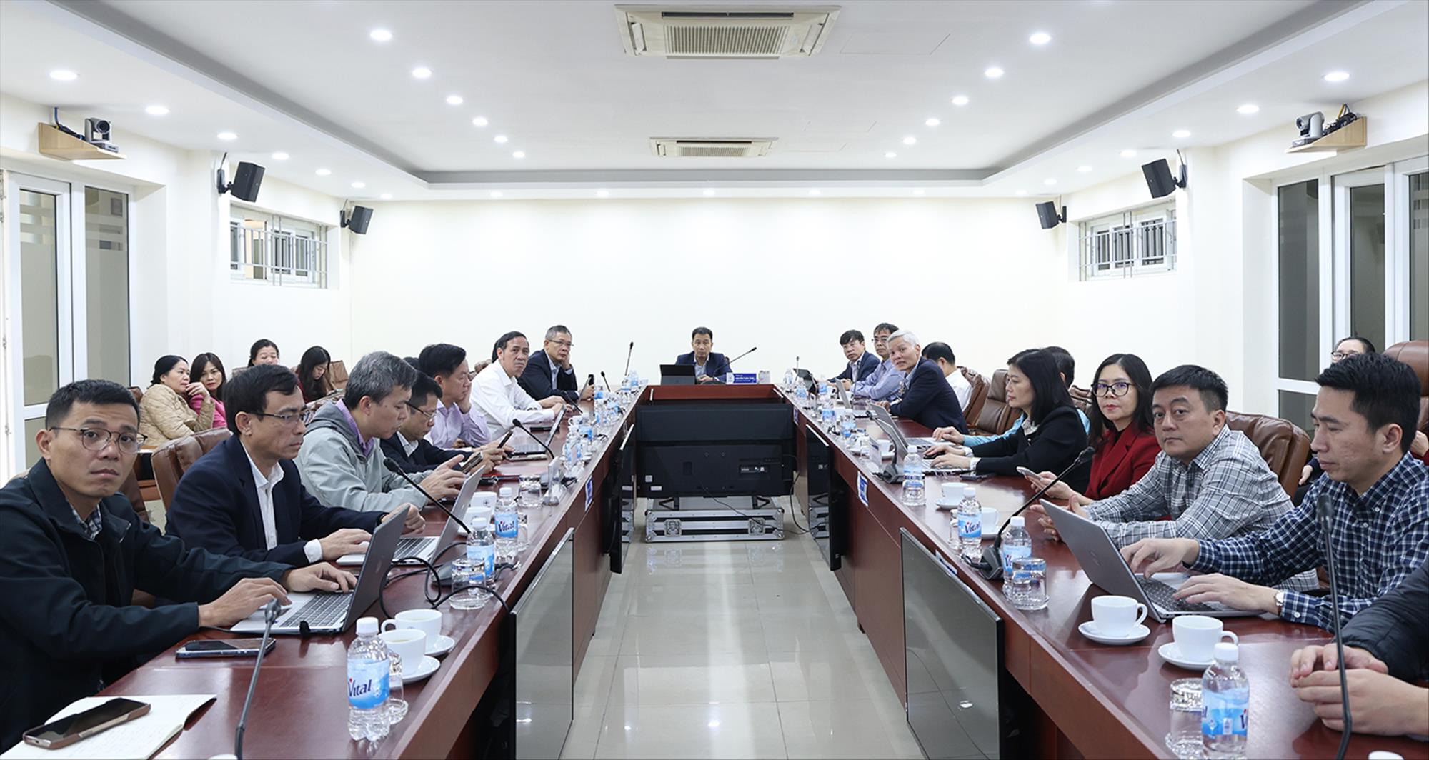 Đảng bộ EVNNPT tham gia Hội nghị toàn quốc nghiên cứu, học tập, quán triệt và triển khai thực hiện Nghị quyết Đại hội XIV của Đảng