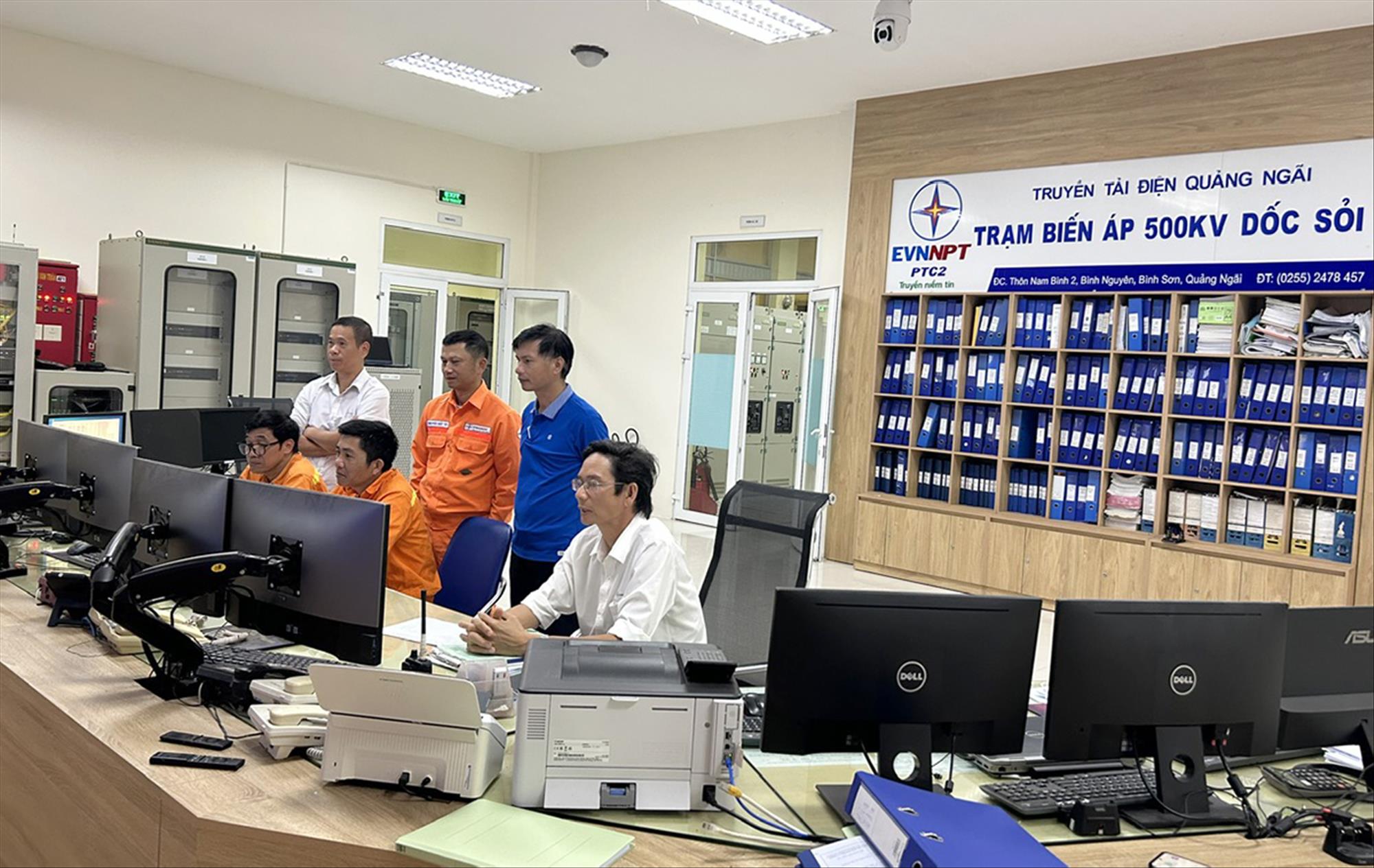 Đóng điện thành công Dự án Lắp kháng bù ngang 500kV tại Trạm biến áp 500kV Dốc Sỏi