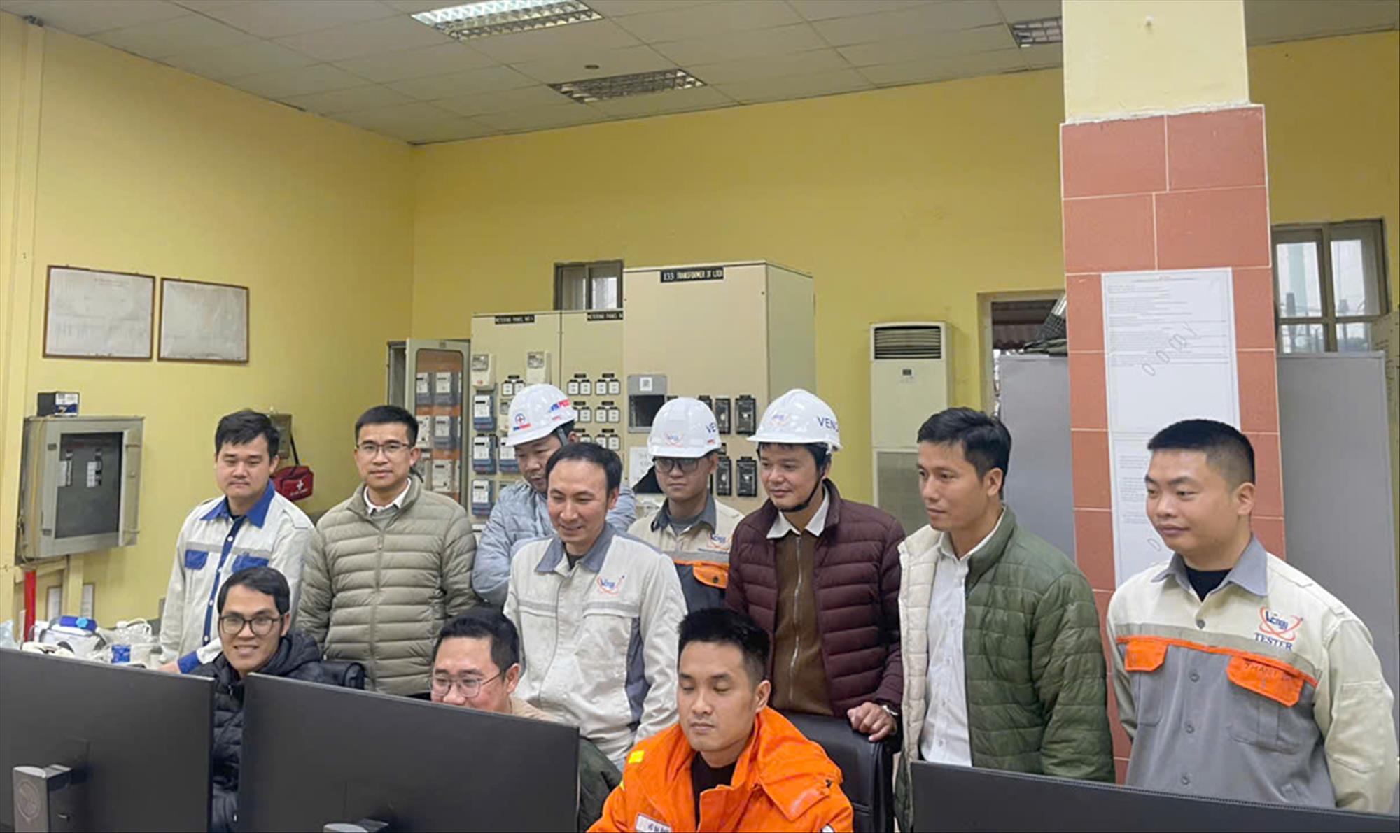 Hoàn thành Dự án Nâng cấp hệ thống điều khiển các trạm biến áp 500kV, 220kV khu vực miền Bắc