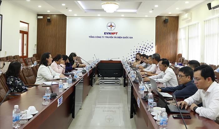EVNNPT làm việc với Ngân hàng Thế giới về thu xếp vốn cho các dự án truyền tải điện