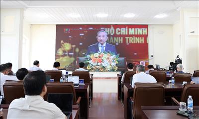 Đảng ủy EVNNPT tham dự Hội nghị toàn quốc quán triệt và triển khai thực hiện một số Nghị quyết, Chỉ thị của Bộ Chính trị