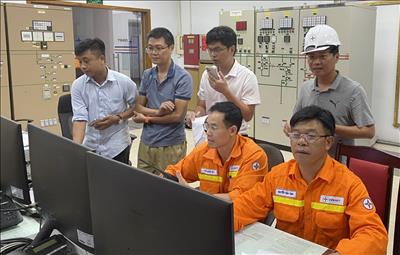 Đóng điện Dự án nâng công suất Trạm biến áp 500kV Hà Tĩnh