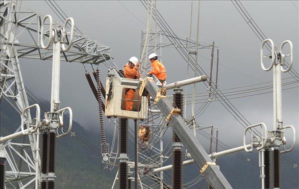 EVNNPT đảm bảo truyền tải an toàn, liên tục, ổn định hơn 193 tỷ kWh điện trong 9 tháng năm 2025