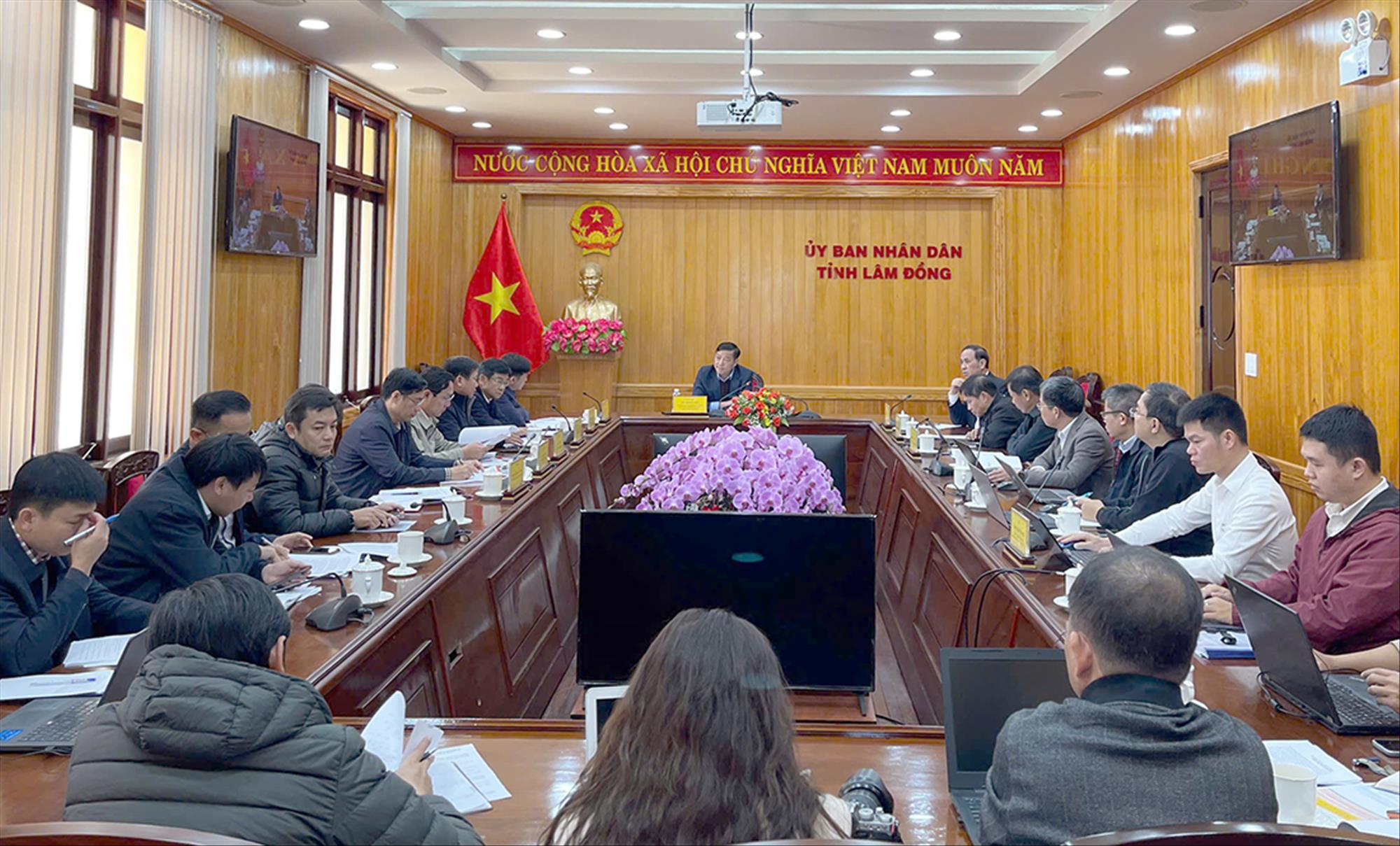 Lâm Đồng tháo gỡ vướng mắc 2 dự án lưới điện truyền tải trọng điểm