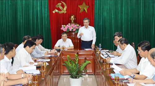 Đồng Nai: Tập trung giải quyết các vướng mắc về mặt bằng cho các dự án truyền tải điện