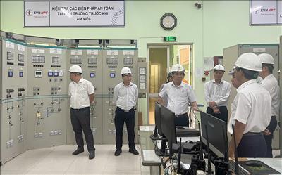 Tập trung nguồn lực để hoàn thành Dự án Nâng cấp hệ thống điều khiển bảo vệ 7 trạm biến áp 220kV khu vực phía Nam trong tháng 10/2025