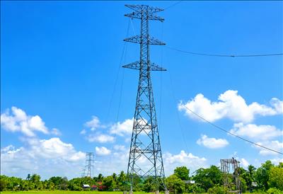 Cần sớm tháo gỡ điểm nghẽn các dự án truyền tải điện để bảo đảm điện cho TP. Hồ Chí Minh