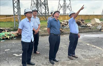Tổng giám đốc EVNNPT kiểm tra tiến độ Dự án lắp máy 2 Trạm biến áp 500kV Tây Hà Nội