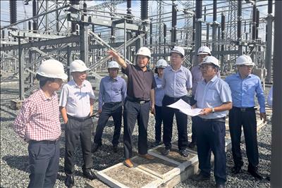 Tổng giám đốc EVNNPT Phạm Lê Phú đôn đốc tiến độ loạt dự án truyền tải trọng điểm khu vực phía Nam