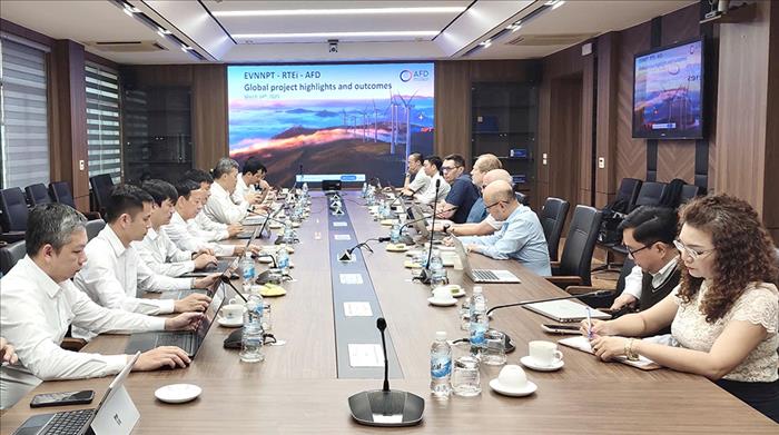 Tổng kết hoạt động đào tạo trong khuôn khổ hợp tác giữa EVNNPT và RTEi (Pháp)