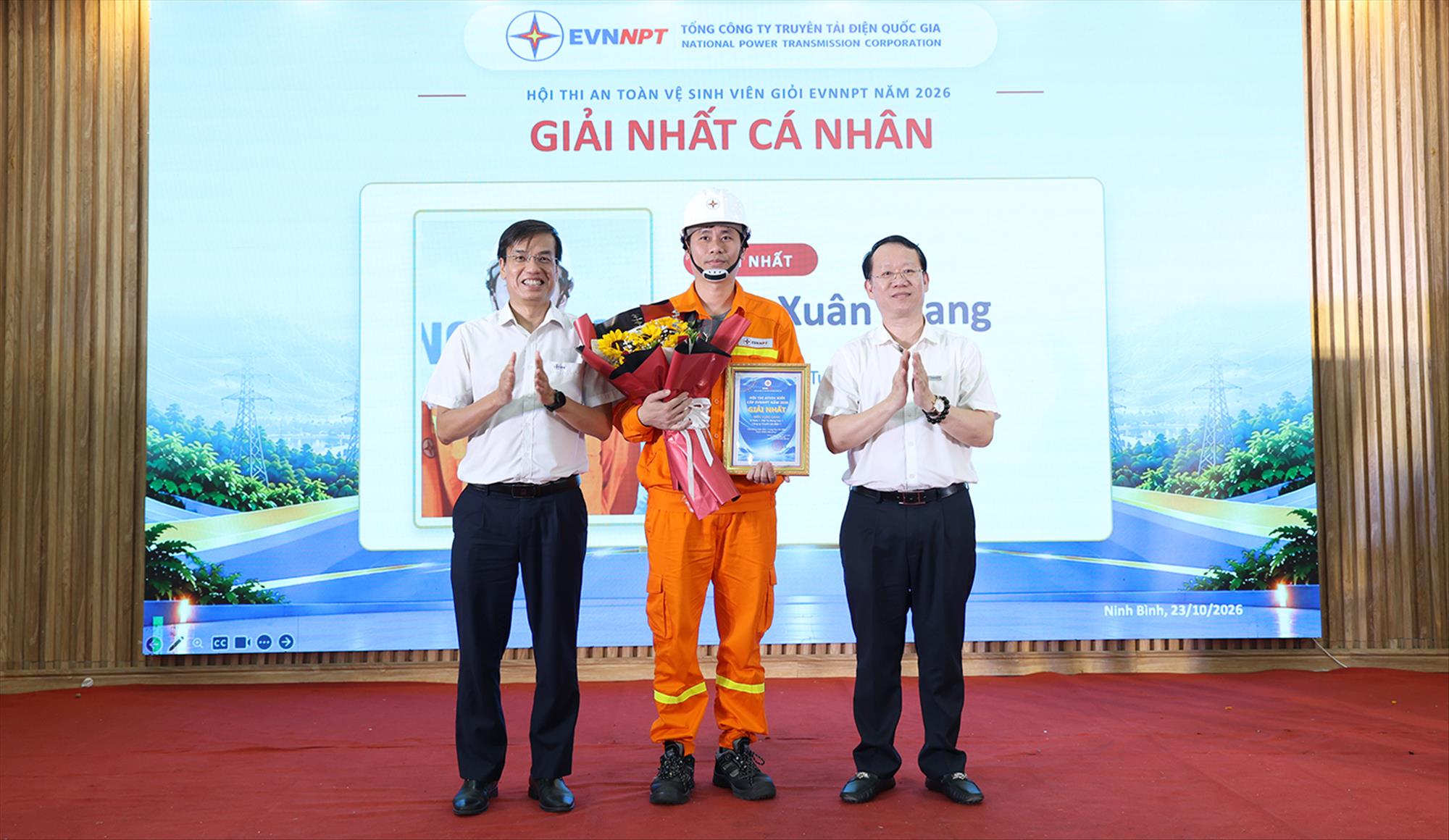 Trò chuyện với người đạt giải Nhất Hội thi ATVSV giỏi EVNNPT năm 2026:  An toàn phải bắt đầu từ ý thức và trách nhiệm của mỗi người lao động